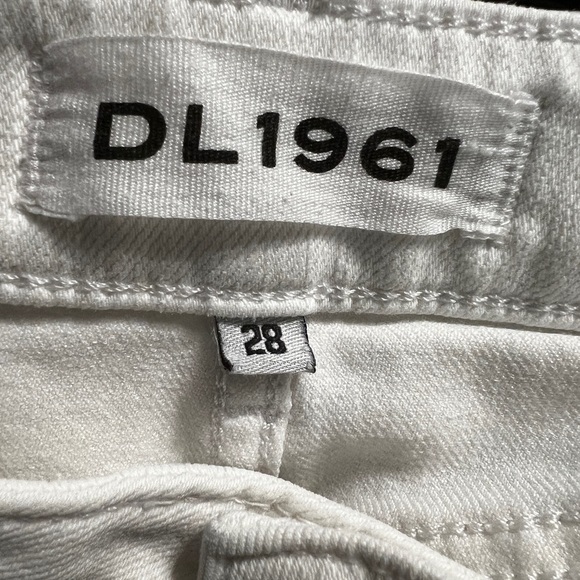 FINAL PRICE DL1961 White Skinny Jeans - Picture 4 of 5
